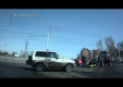 Мотоциклист в Иркутске чудом остался живым после ДТП